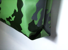 Load image into Gallery viewer, THE CARRIER