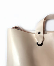 Load image into Gallery viewer, CREME BOLD 900