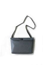 Charger l'image dans la galerie, UNDERCOVER BAG GREY WHITE