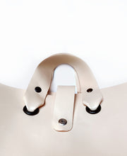 Load image into Gallery viewer, CREME BOLD 900