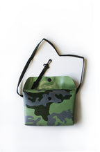 Load image into Gallery viewer, UNDERCOVER BAG CAMO
