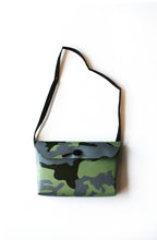 Load image into Gallery viewer, UNDERCOVER BAG CAMO
