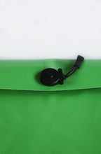 Charger l&#39;image dans la galerie, UNDERCOVER BAG POISEN GREEN
