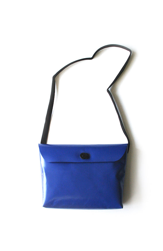 UNDERCOVER BAG BLUE